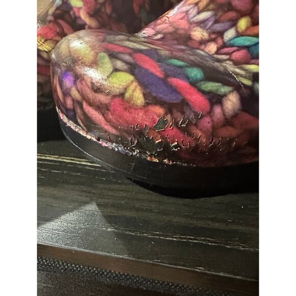 Dansko Clogs size 40 Chunky Yarn Sweater Knit Print - Picture 8 of 10